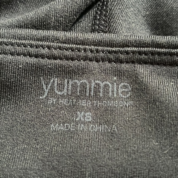 Yummie by Heather Thomson Legging Leah Capri Tech Mesh Black - Picture 6 of 6